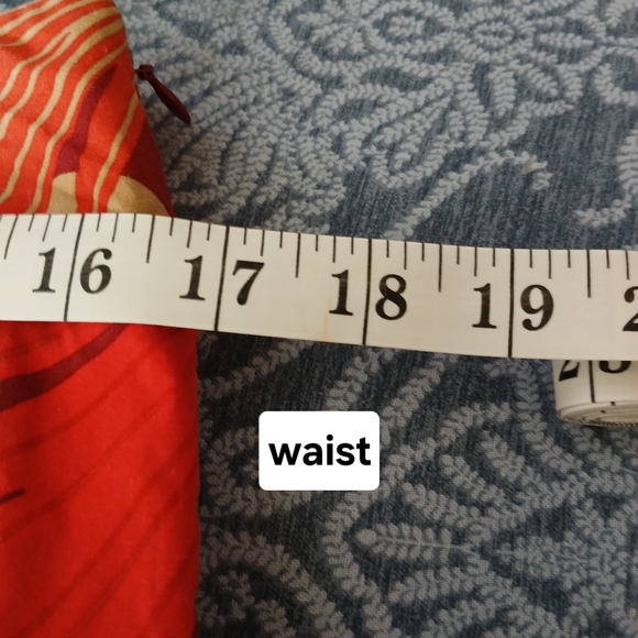 3GAP Women's Vintage Red Tropical Print Skirt  Size 8 - Picture 7 of 10